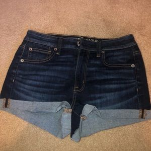 NWOT AMERICAN EAGLE SHORTS !